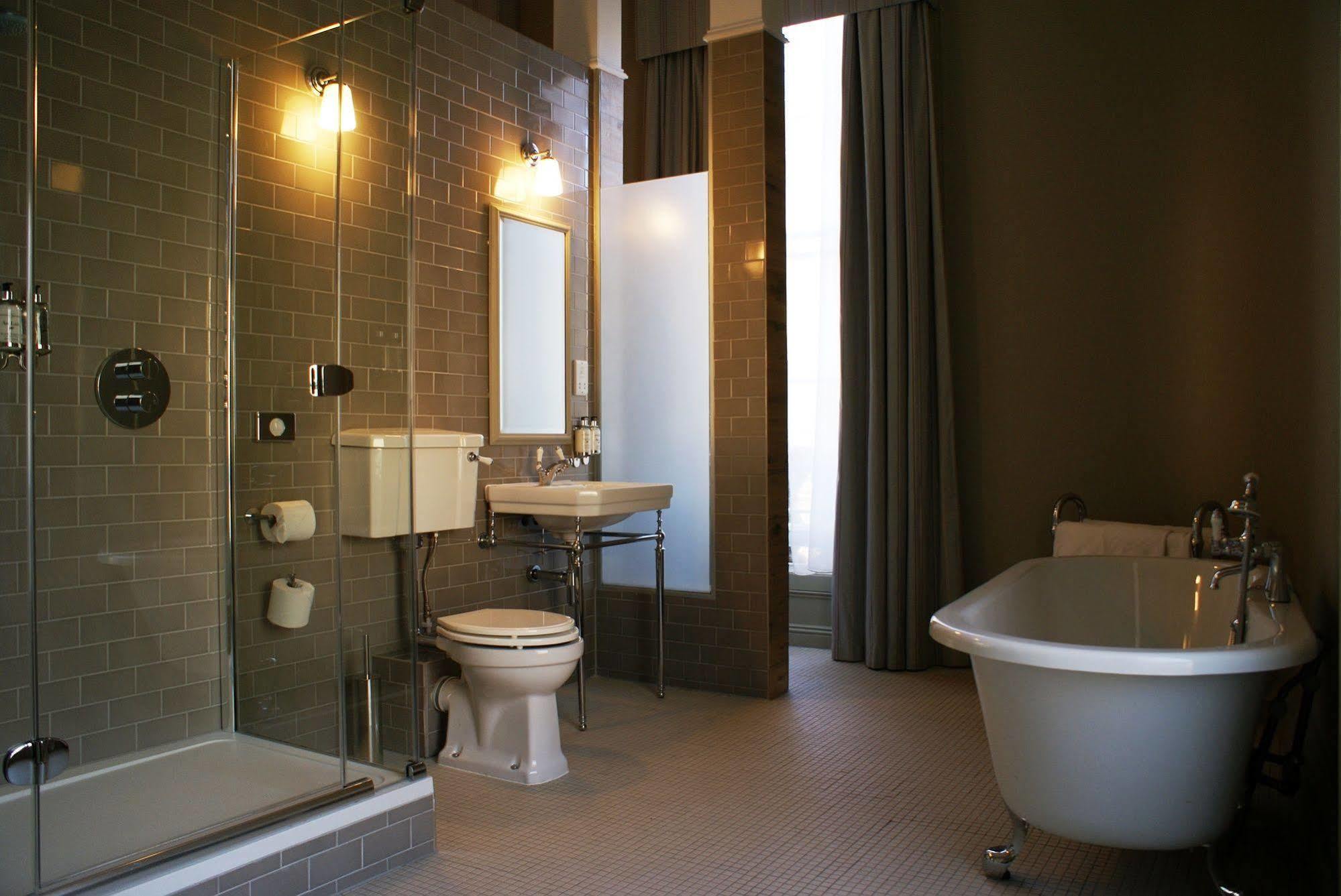 Loch Fyne Hotel And Restaurant Bath Ngoại thất bức ảnh